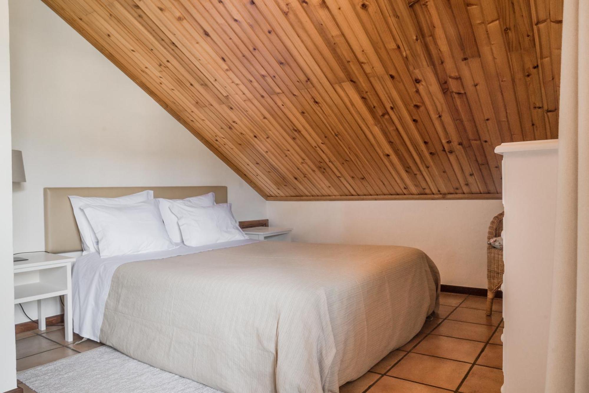 Casas De Campo Do Pomar B&B - Self Check-In Santana  Kamer foto