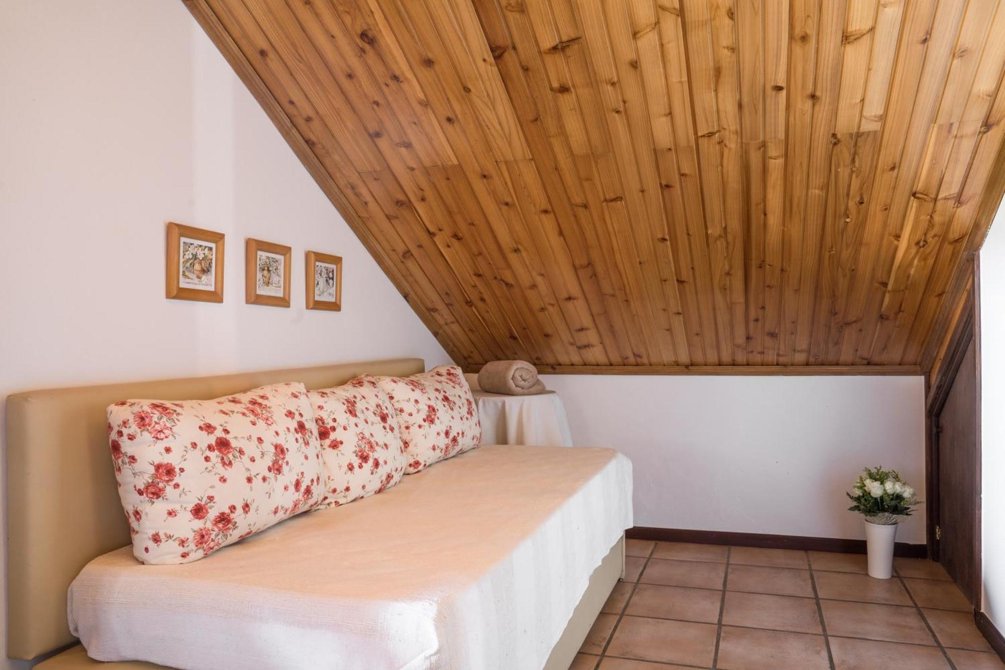 Casas De Campo Do Pomar B&B - Self Check-In Santana  Kamer foto