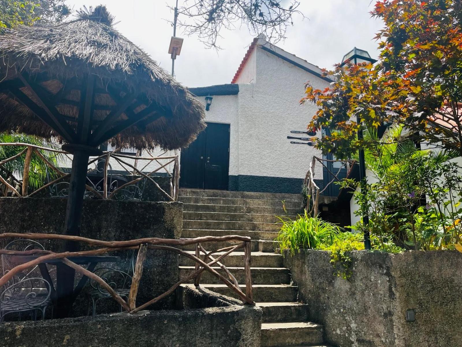 Casas De Campo Do Pomar B&B - Self Check-In Santana  Buitenkant foto